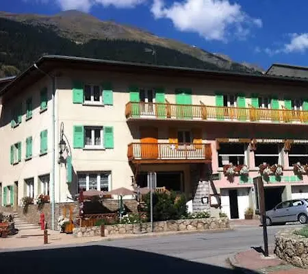 Les Marmottes Hotel
